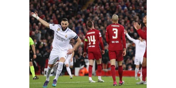 Žádný ze čtyř týmů Premier League, které se kvalifikovaly do Ligy mistrů, nevyhrál první zápas